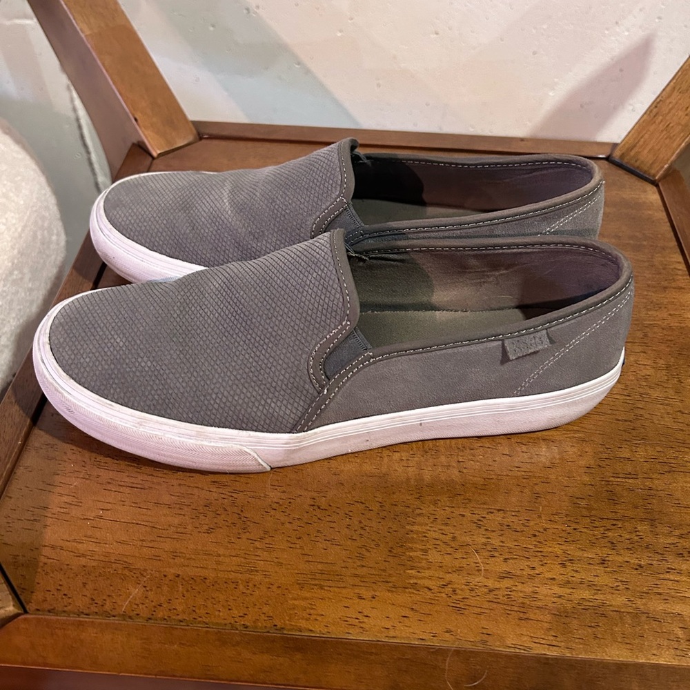 Women’s Gray Keds Size 9 Gently Used